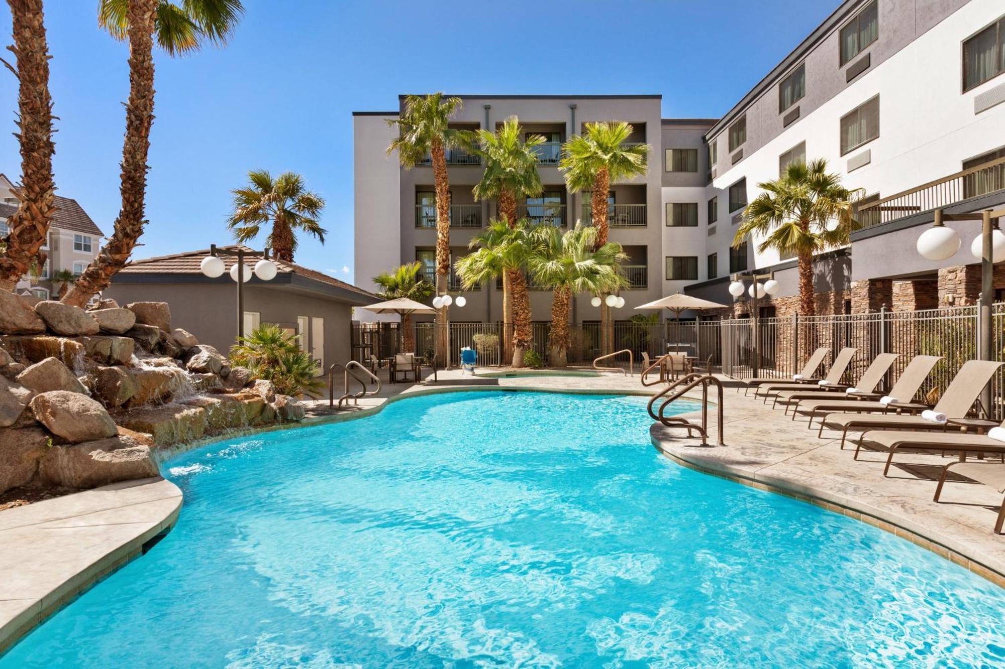 Courtyard By Marriott Las Vegas Stadium Area المظهر الخارجي الصورة