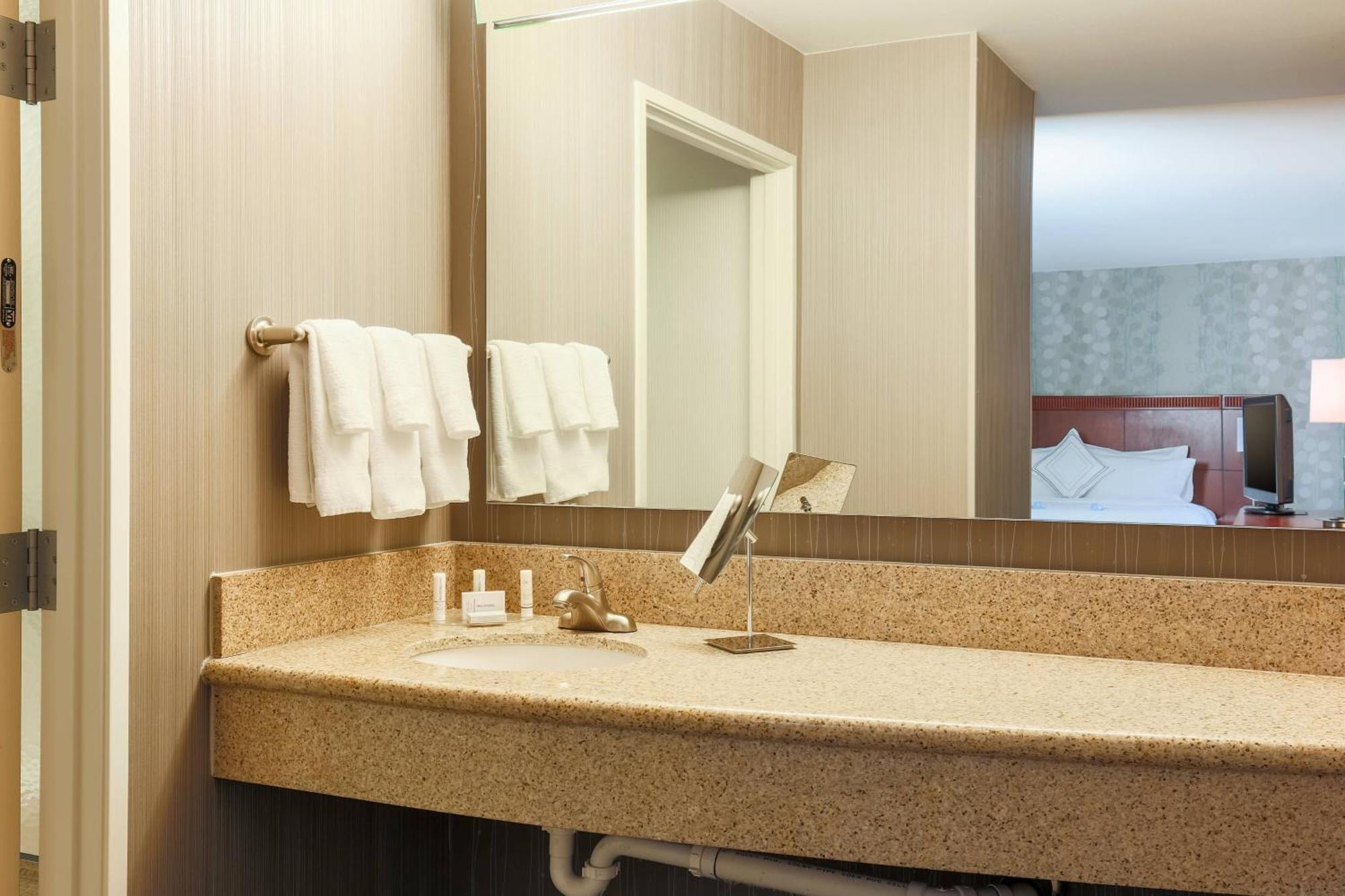Courtyard By Marriott Las Vegas Stadium Area المظهر الخارجي الصورة